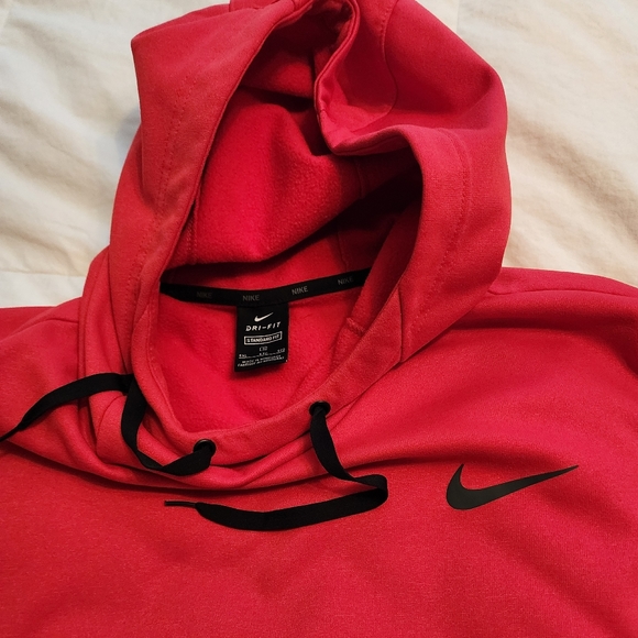 Nike Men's Dry Fit Hooded Sweatshirt - Picture 5 of 6